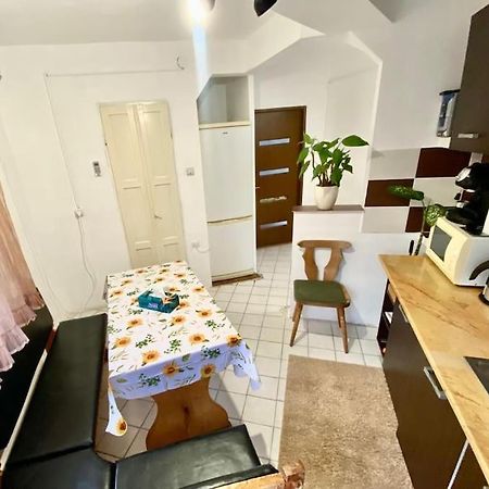 Apartament 2 Camere Oradea Exterior photo